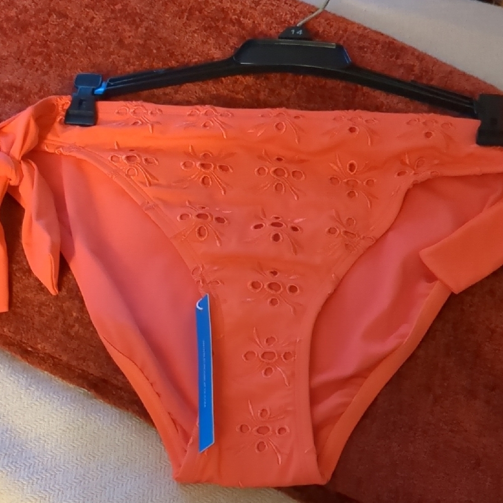 Bleu Rod Beattie Coral Eyelet Bikini Bottom